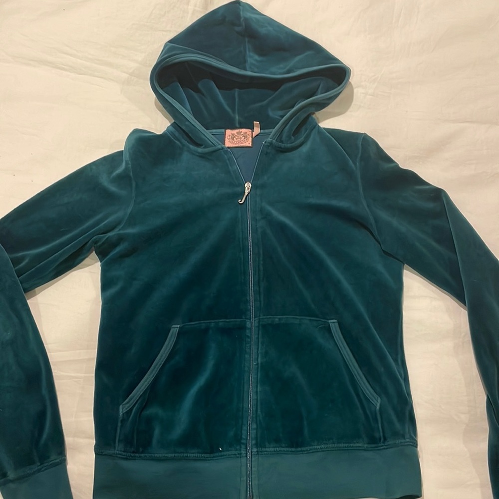 GUC Juicy Couture velour hoodie size Medium